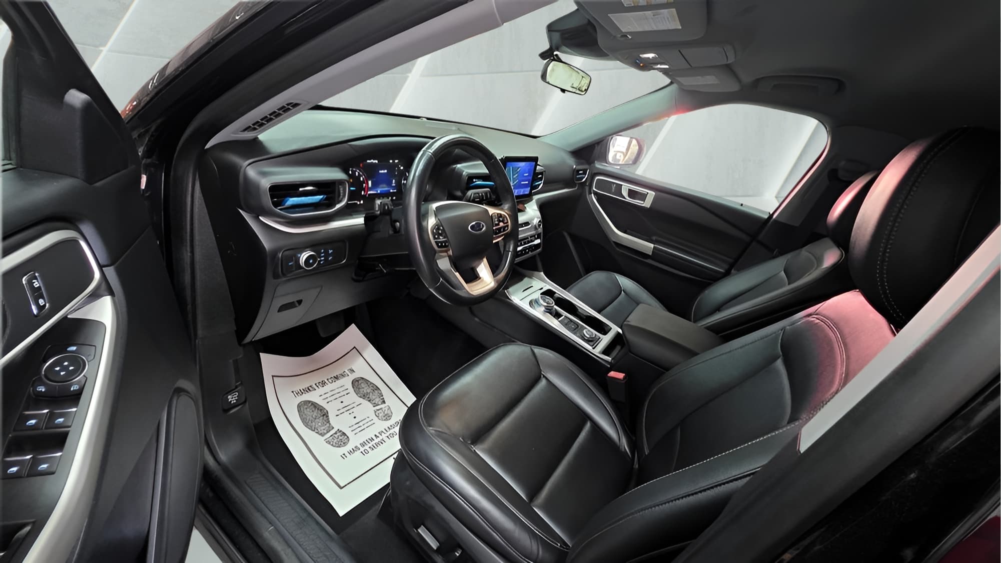 Vehicle photo